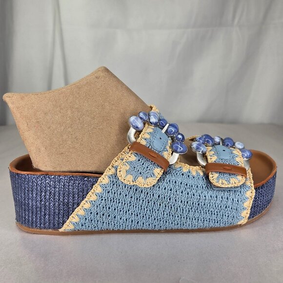 Gentle Souls by Kenneth Cole Women's Kendall Slide Sandals - Picture 3 of 7